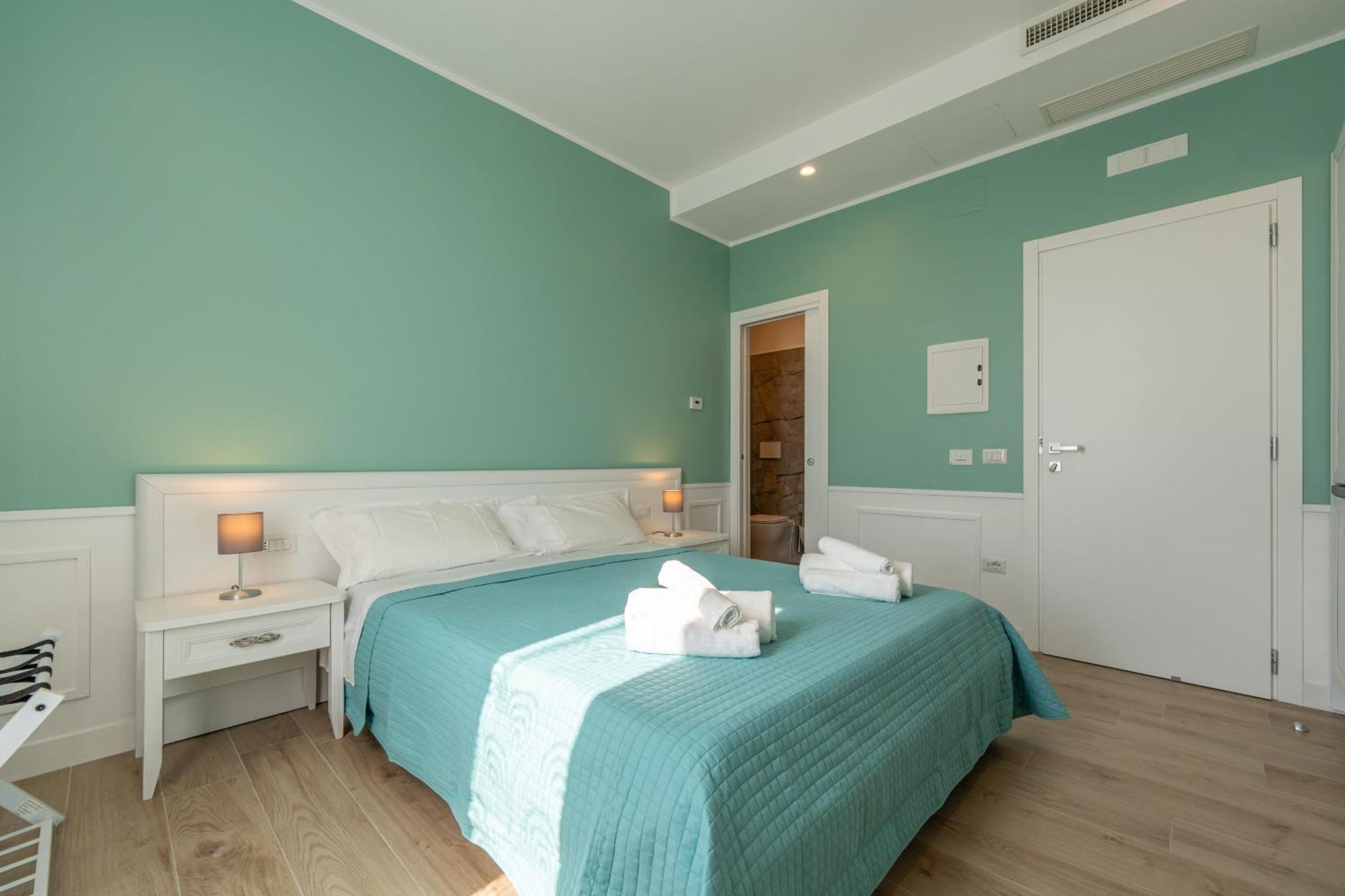 Daca Luxury Rooms Napoli Dış mekan fotoğraf