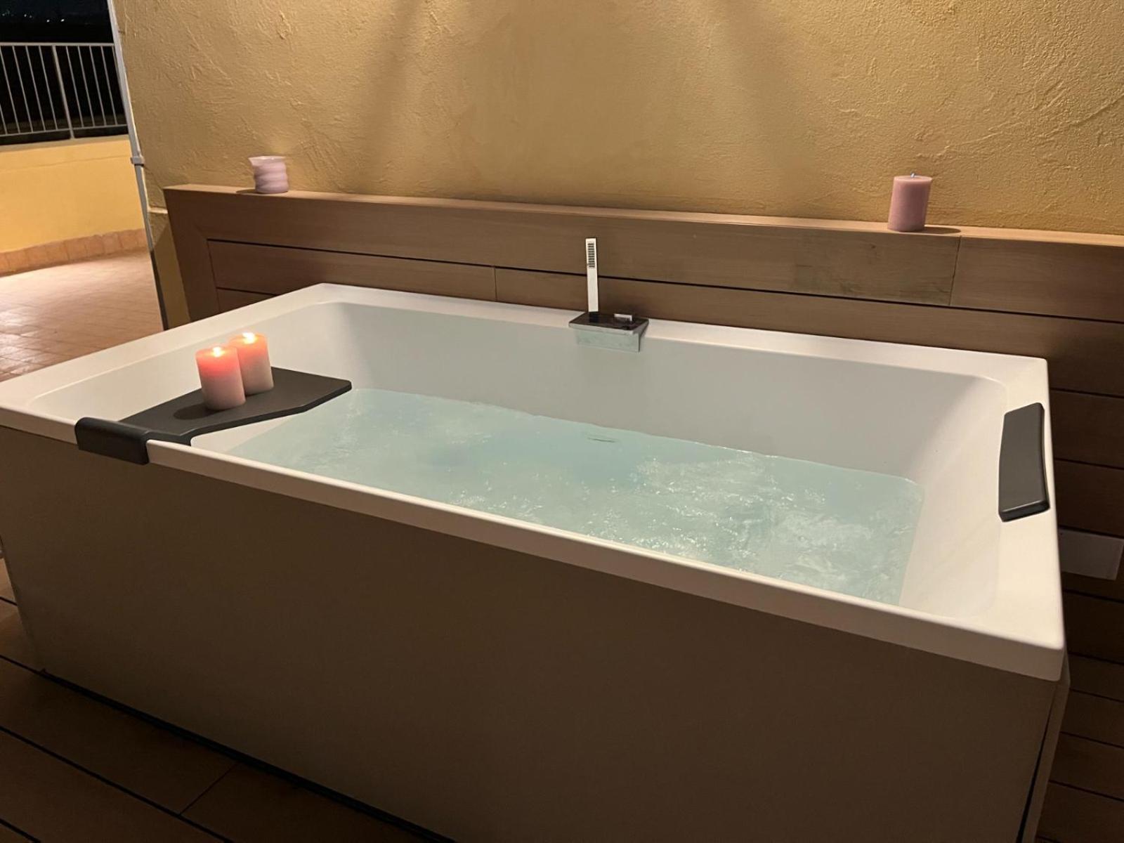 Daca Luxury Rooms Napoli Dış mekan fotoğraf