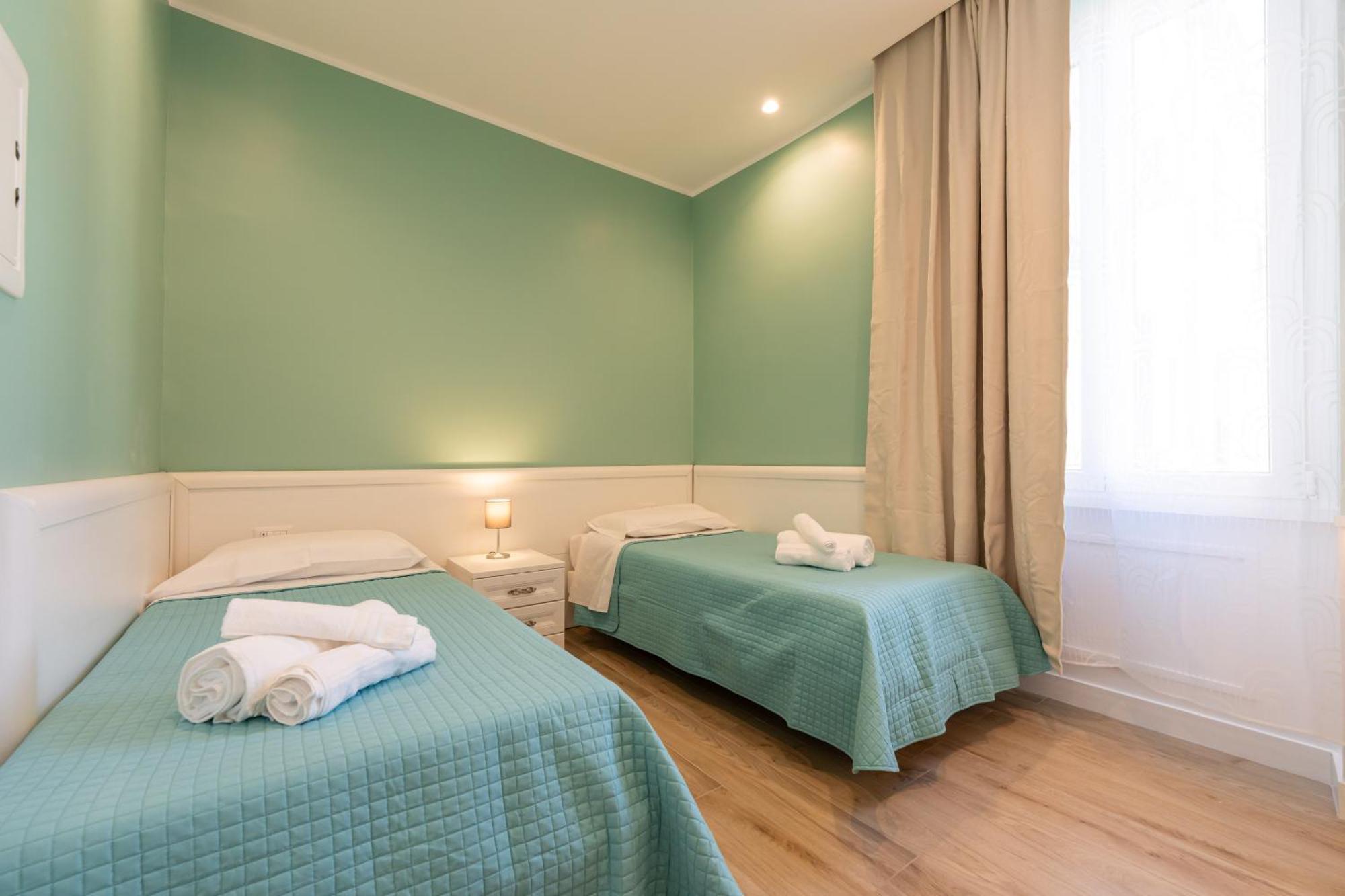 Daca Luxury Rooms Napoli Dış mekan fotoğraf
