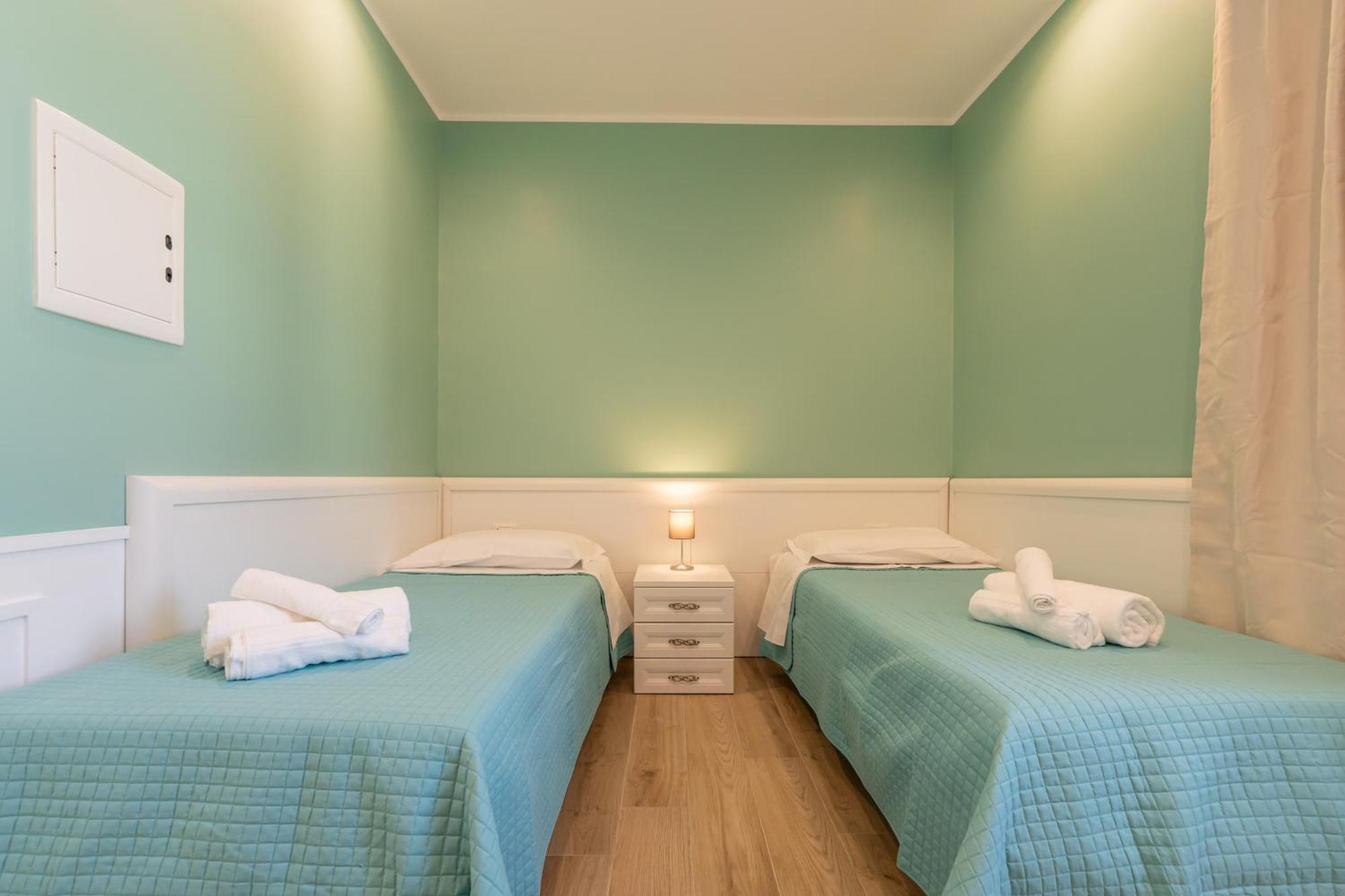 Daca Luxury Rooms Napoli Dış mekan fotoğraf
